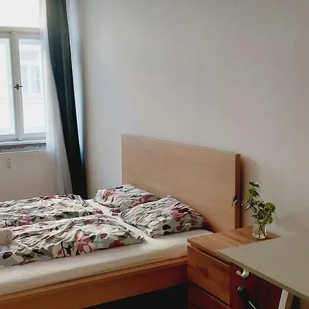 Private 30 Min Walk Old Center A Apartmán